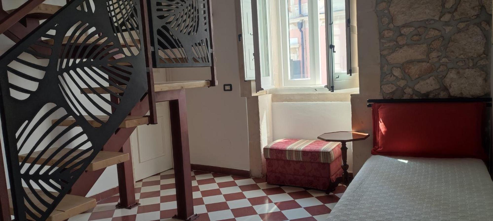 Lakkios Charming Suites And Rooms Syracuse Exterior photo